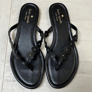 Kate Spade women’s flower detailed flip flops in size 9